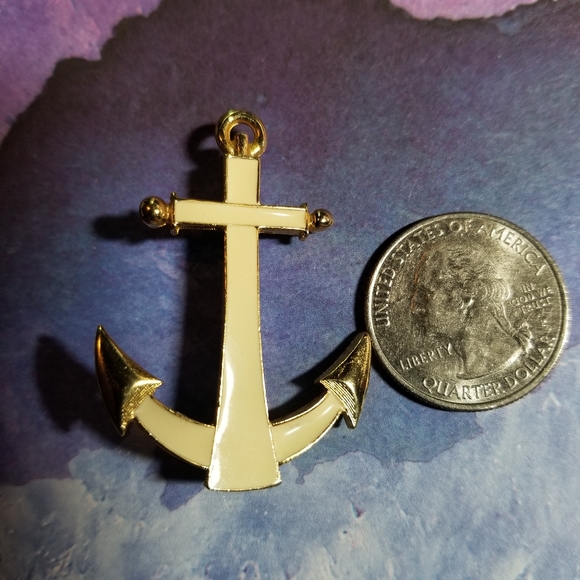 Relisted -Vintage anchor brooch ship ocean nautical pin ivory white gold tone - Picture 3 of 8